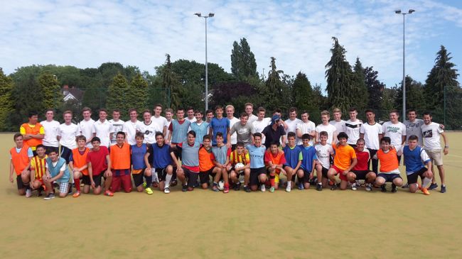 English & Football Camp - Football Camps